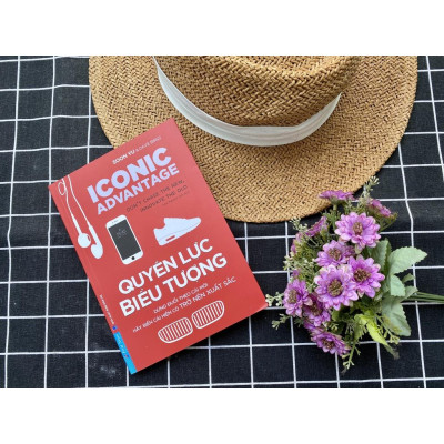 Sách Quyền Lực Biểu Tượng First News