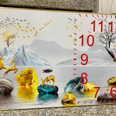 TRANH ĐỒNG HỒ - TRANH TREO PHÒNG KHÁCH -TRANH ĐỒNG HỒ TRÁNG GƯƠNG HƯƠU VÀNG BÊN ĐÁ CUỘI(TẶNG KÈM ĐINH 3 CHÂN))