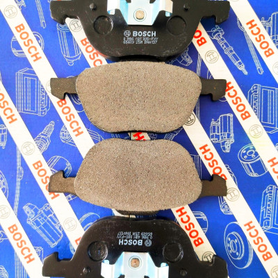 Bộ Bố Thắng Trước Sau Bosch Cho Ford EcoSport Focus (2009-2021)