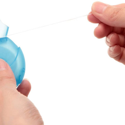 Cuộn chỉ nha khoa Lion Clinica Advantage 40m làm sạch các mảng bám giữa kẽ răng & ngăn ngừa các bệnh lý về răng miệng - Made in Japan