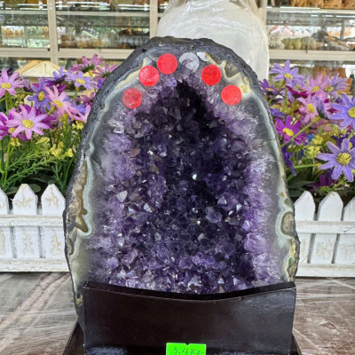 Hang, hốc phong thủy đá TA. tím hút tài lộc