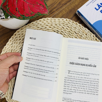 Sách Tư Duy Cấp Tiến: Thay Đổi Nền Kinh Doanh Trong Tương Lai