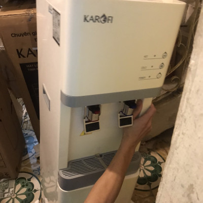 Máy Lọc Nước Nóng Lạnh Karofi HCV200RO - 6 Lõi Lọc - Hàng Chính Hãng