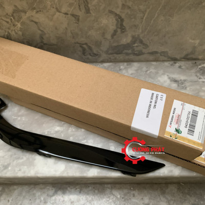 Ốp viền cản trước Mitsubishi Xpander 2018-2021 