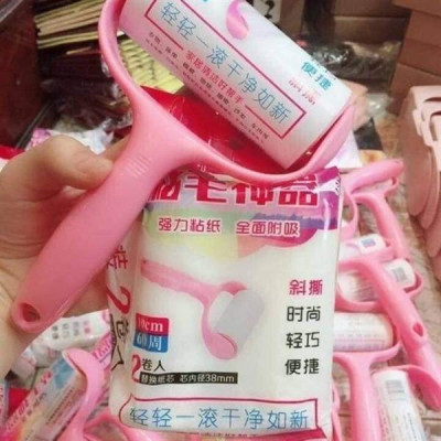 Con lăn bụi hồng có tay cầm làm sạch quần áo, ga giường ( Tặng kèm 2 Con lăn) Linh Chi Bedding