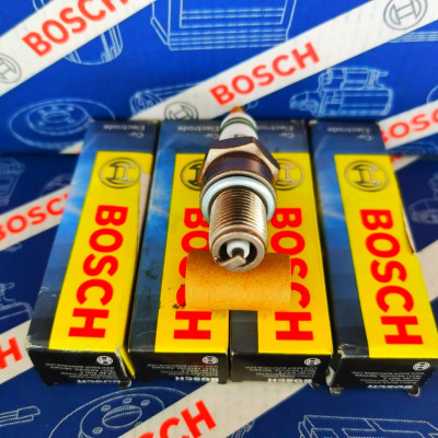 Bộ 4 Bugi Bosch Tuýp Lớn 21 Ren 14 - Toyota Zace, Daewoo Captiva, Matiz, Gentra, Suzuki Carry