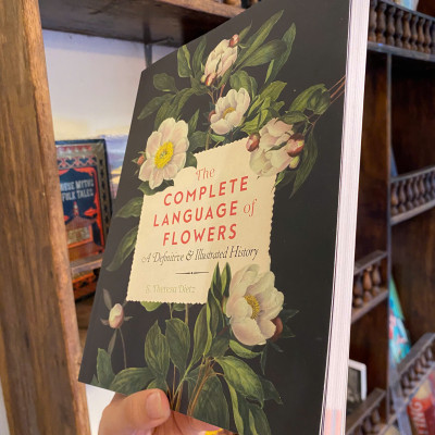 Sách - The Complete Language of Flowers: A Definitive and Illustrated History by S. Theresa Dietz