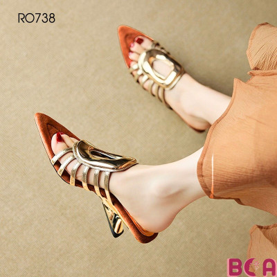 [SANG TRỌNG - CÁ TÍNH]  Sandal Nữ Đẹp Với Đế Xuồng Cao 5 Phân RO738 ROSATA Da Nhung Êm Ai, Quai Bóng Nổi Bậc