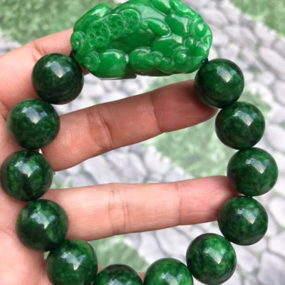 VÒNG TAY PHONG THỦY ĐÁ CẨM THẠCH TỲ HƯU HÚT TÀI LỘC MAY MẮN   VÒNG NAM MỆNH THỦY , MỆNH MỘC ĐEO Ạ  NAM TAY TO 75KG - 90KG ĐEO