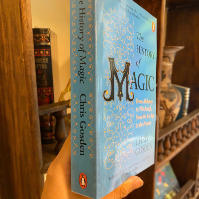 Sách - The History of Magic by Chris Gosden | Science - Religion Nonfiction English Book