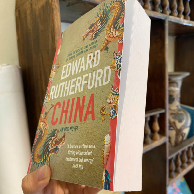 Sách - China: An Epic Novel by Edward Rutherfurd | Historical Fiction / Asian Literature / Ngoại văn