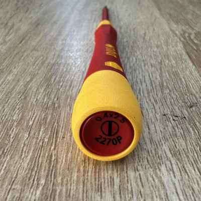 Tua vít cách điện đầu dẹp Wiha 42376 (2.5 x 65 x 167)