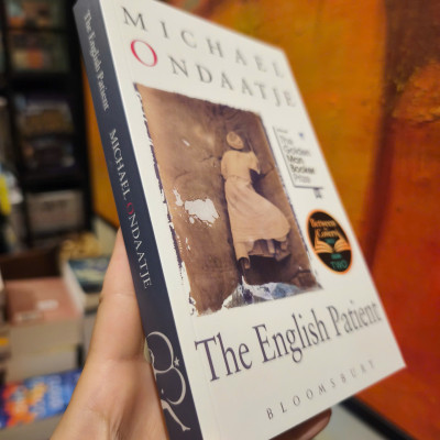 Sách - The English Patient by Michael Ondaatje - Booker Prize Winner, Tiểu thuyết đoạt giải