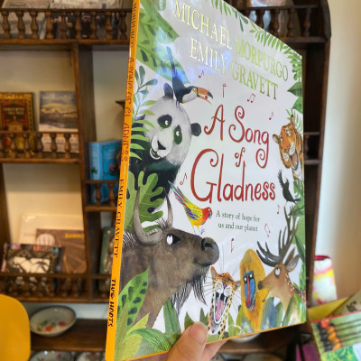 Sách - A Song of Gladness: A Story of Hope for Us & Our Planet by Michael Morpurgo | Children