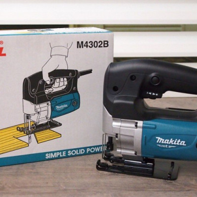 Máy cưa lọng Makita - M4302B