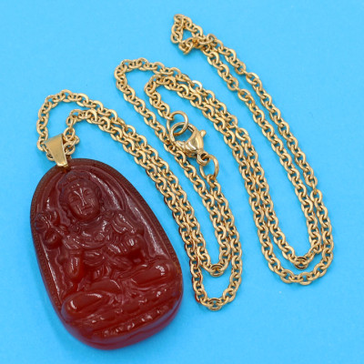 Dây chuyền Đại Thế Chí bồ tát - thạch anh đỏ 3.6cm DIVTOB4 - dây inox - tuổi Ngọ