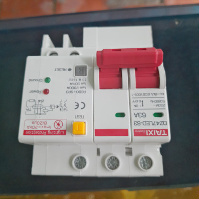 BỘ CHỐNG ĐIỆN GIẬT CHỐNG SÉT BẢO VỆ AN TOÀN CHO GIA ĐÌNH BẠN HÀNG CHUẨN 