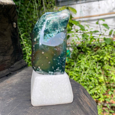 Trụ đá canxedon xanh nặng 1.5kg, cao 15.5cm, ngang 9.5cm - CXD145