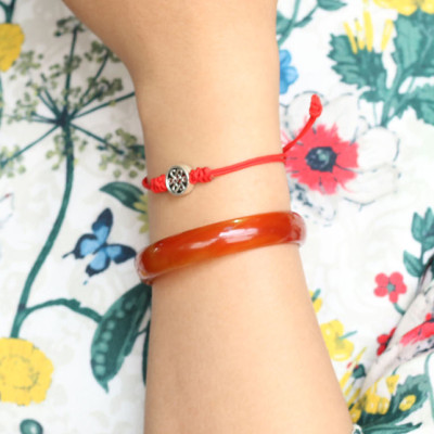 Vòng Kết Dây Đỏ Charm Bạc Kết Đồng Tâm Ngọc Quý Gemstones GA157