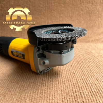 Nhám xếp nâu-ráp xếp nâu Hồ Phát đường kính 100mm 72 lá nhám (Gía đã bao gồm VAT)