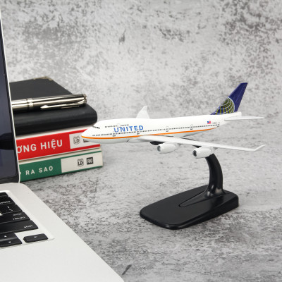 Mô Hình Máy Bay Trưng Bày Boeing 747 United Airlines Everfly