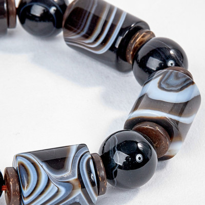 Vòng Tay Mã Não Đen Đốt Tròn Ngọc Quý Gemstones