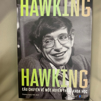 HAWKING HAWKING - Câu Chuyện Về Một Huyền Thoại Khoa Học - Charles Seife - Dương Quốc Văn dịch - (bìa mềm)
