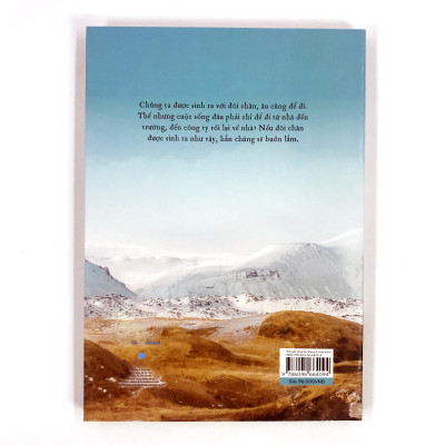  Combo 2 cuốn: Dám Mơ Lớn - Đừng Hoài Phí Tuổi Trẻ + Thế Giới Rộng Lớn Đừng Đi Một Mình  