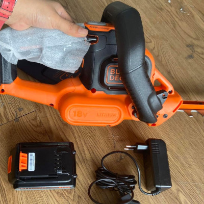 Máy tỉa hàng rào 18V Black&Decker GTC18502PCF- Hàng chính hãng