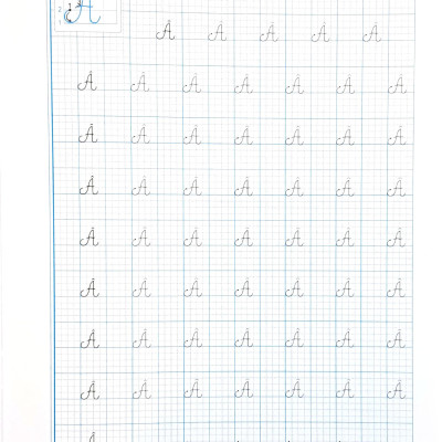Bé Chuẩn Bị Vào Lớp 1 - Vở Tập Viết Chữ Cái Viết Hoa