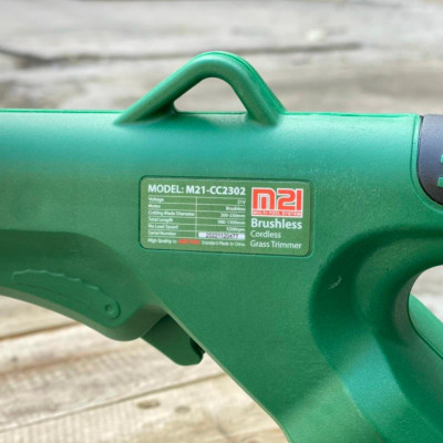 MÁY CẮT CỎ DÙNG PIN 21V 230mm DEKTON M21-CC2302 - HÀNG CHÍNH HÃNG