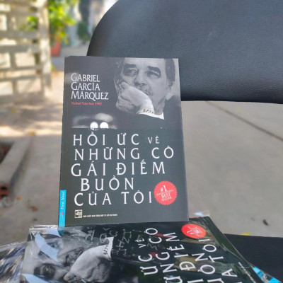 Hồi Ức Về Những Cô Gái Điếm Buồn Của Tôi