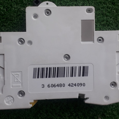 A9N61508 Schneider MCB Acti9 C60H-DC 1P 10A DC220V