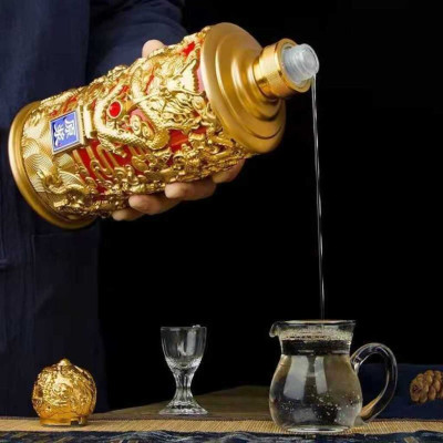 Bình Thủy Tinh Đựng Rượu 1000ml cao cấp mẫu đế vương hoa văn rồng - 4 màu lựa chọn - Chai Đựng Rượu Thủy Tinh decor – Vỏ Chai Rượu Đẹp (H2)