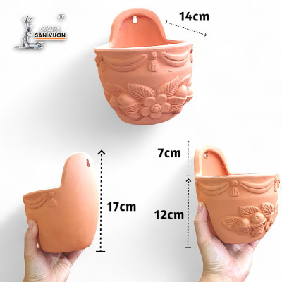 Chậu Ốp Tường Đất Nung Tròn Dáng Trứng Hoa | Trang Trí Ban Công Treo Tường | Wall Decor | 14 ×17cm