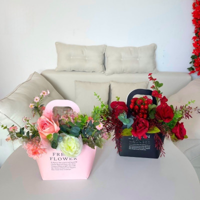 Giỏ hoa lụa, túi hoa lụa quà tặng hoa lụa - tăng thầy cô giáo 20/11 - Cây giả Decor trang trí nhà cửa.