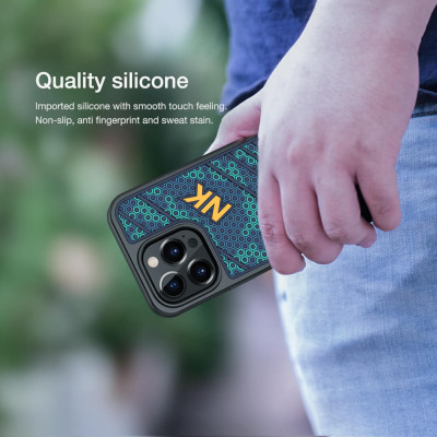 Ốp lưng chống sốc cho iPhone 13 Pro họa tiết mặt lưng 3D hiệu Nillkin Striker (chống sốc cực tốt, họa tiết màu 3D cá tính) - hàng nhập khẩu