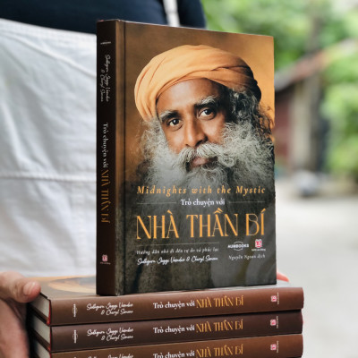 Sách Trò Chuyện Với Nhà Thần Bí ( Midnight With The Mystic ) + Bộ Thẻ Ảnh Sahguru - Sách Tôn Giáo Tâm Linh, Nghệ Thuật Sống - Hiệu Sách Genbooks, Bìa Cứng In Màu