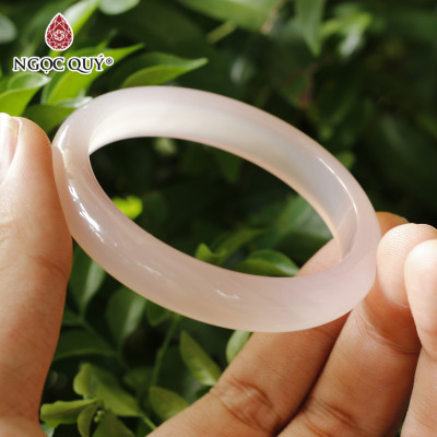 Vòng tay chalcedony hồng bản hẹ (bản 10 - 11mm) - Ngọc Quý Gemstones