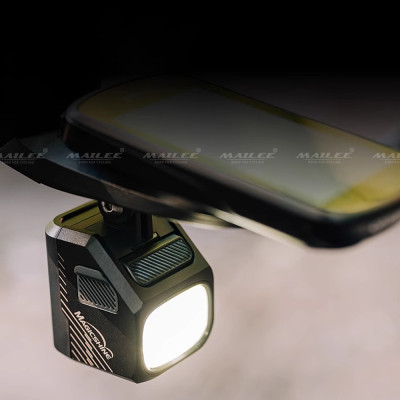 Đèn Xe Đạp Cao Cấp CBL-1000 lumens, dung lượng 1800 mAh Magic Shine , kèm giá đỡ và remote kèm theo (đủ phụ kiện) - Mai Lee