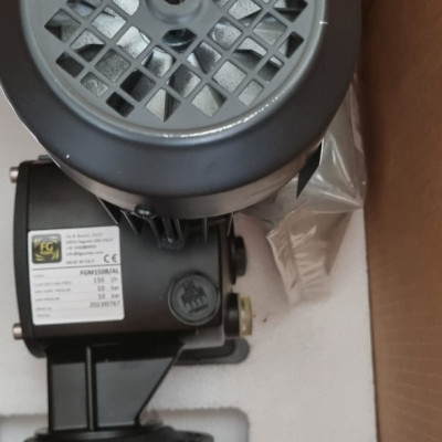 Bơm định lượng hóa chất, Hiệu FG - FGM54B1, lưu lượng 54 lít/giờ, công suất 0.18 kW, hướng dẫn lắp đặt vận hành, bảo hành chính hãng.