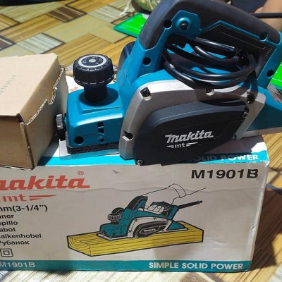 MÁY BÀO GỖ 82MM 500W MAKITA M1901B - HÀNG CHÍNH HÃNG