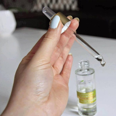 Serum huyết thanh tươi Bielenda cho da dầu mụn se khít chân lông 30ml