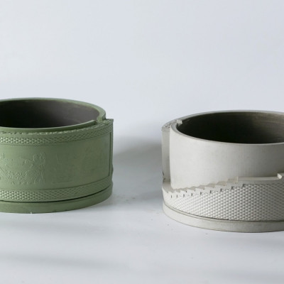 Chậu cây xi măng bậc thang hoạ tiết Trống Đồng Đông Sơn, ngang 18.4cm cao 8,5 cm, Chậu cây để bàn cho hoa, cây cảnh, ban công, bonsai