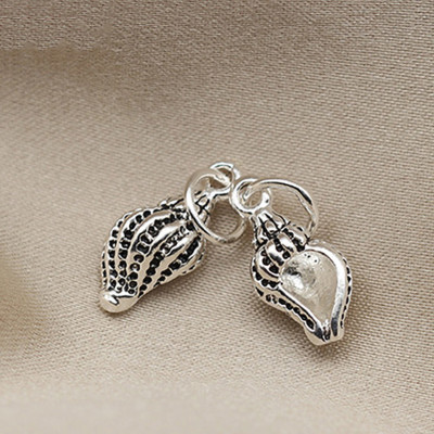 Combo 2 cái charm bạc hình vỏ ốc treo - Ngọc Quý Gemstones