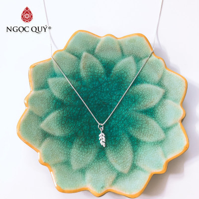 Dây chuyền bạc mặt chiếc lá - Ngọc Quý Gemstones