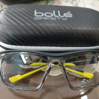 KÍNH BẢO HỘ BOLLE PXFKURT206R DÀNH CHO NGƯỜI CẬN/VIỄN - KÍNH THUỐC THAY TRÒNG