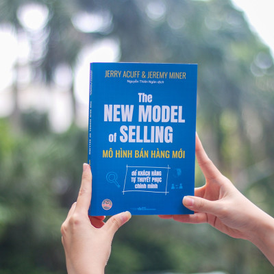 Sách: Mô Hình Bán Hàng Mới - Để Khách Hàng Tự Thuyết Phục Chính Mình