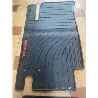 Thảm sàn, lót sàn cao su xe Nissan Navara Hàng 3D cao cấp, không mùi, dễ vệ sinh