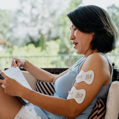 Máy massage xung điện Omron HV-F127